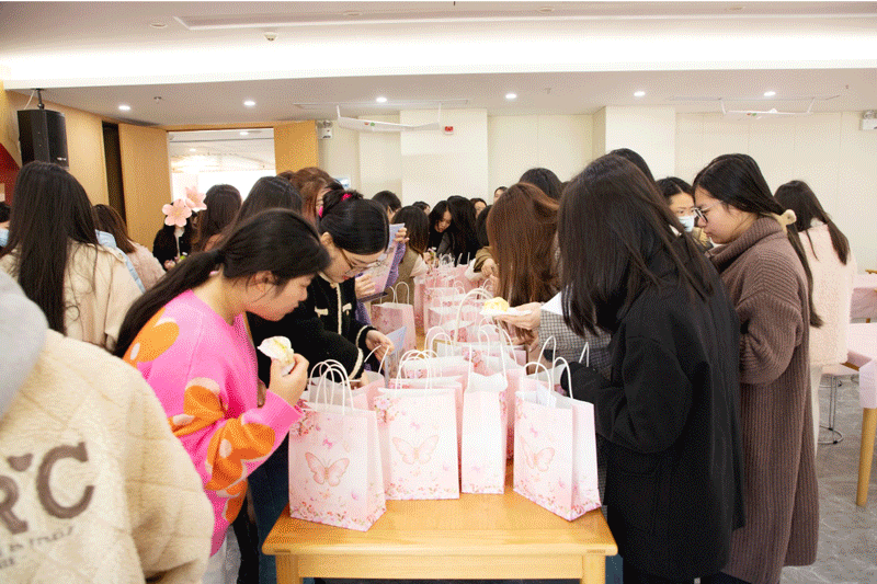 花样年华 甜蜜约绘 | 新时颖公司庆祝三八国际劳动妇女节(图10)